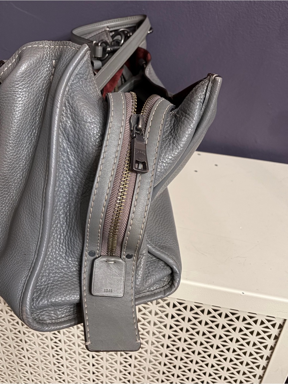Coach 1941 Rogue 39 Gray With Red Interior - Picture 7 of 13